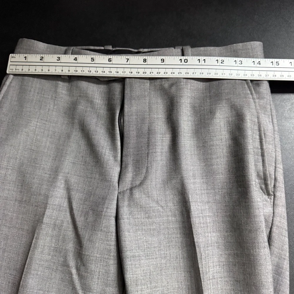 Jos A Bank Gray Wool‎ Suit 41R 29W Fit Two Piece Set